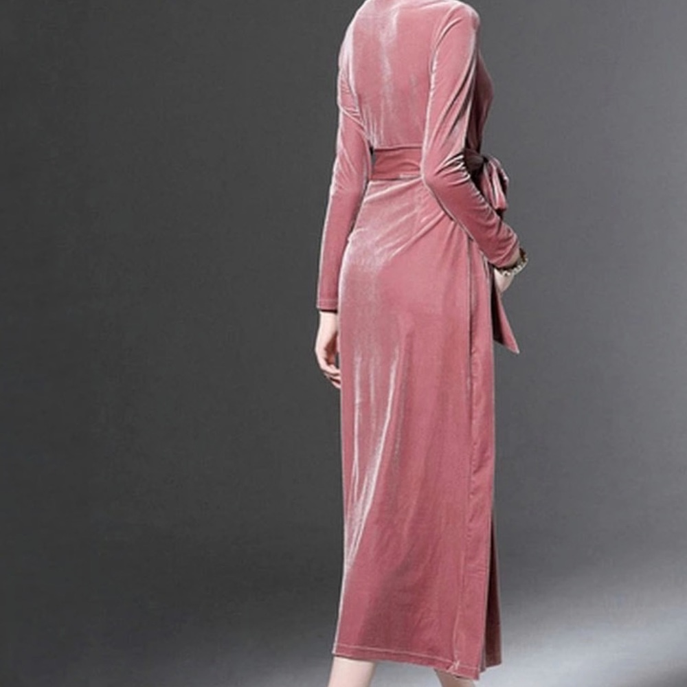 LAST ONE!! Pink Velvet Elegant Long Sleeve Maxi - Picture 3 of 8